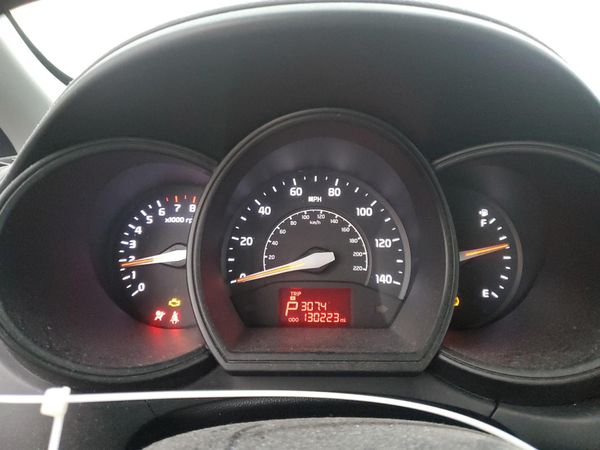 2013 KIA RIO LX