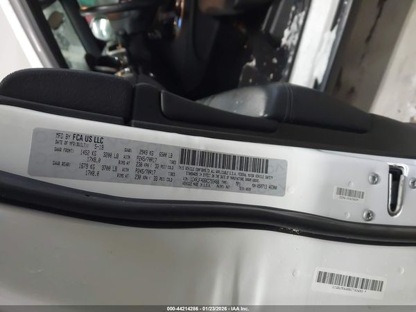 2019 JEEP GRAND CHEROKEE LAREDO E 4X4