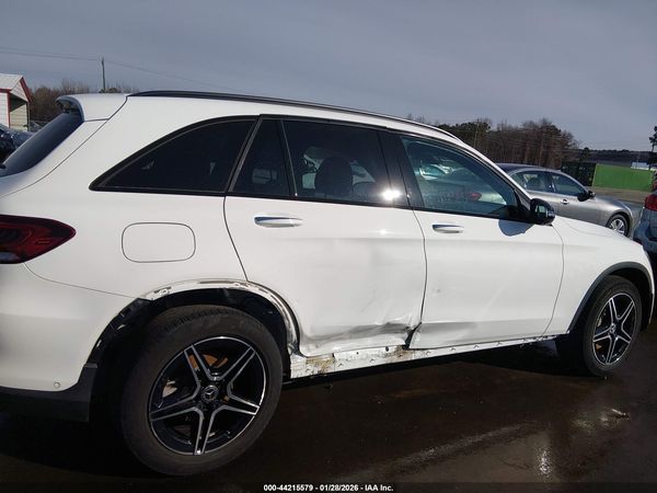 2022 MERCEDES-BENZ GLC 300 4MATIC SUV