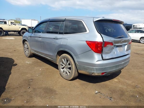 2017 HONDA PILOT EX