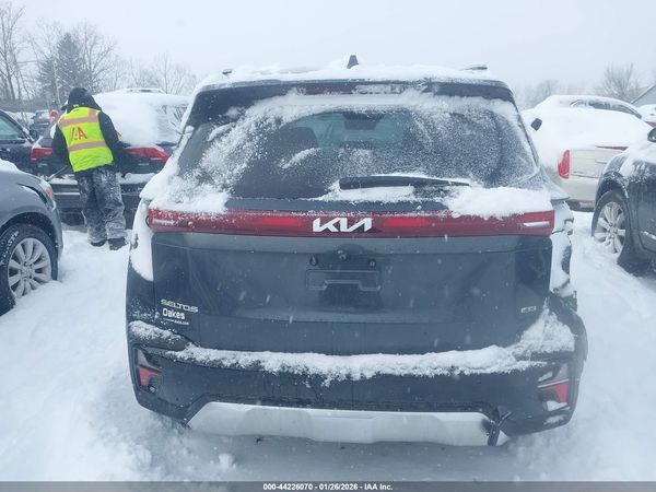 2024 KIA SELTOS EX
