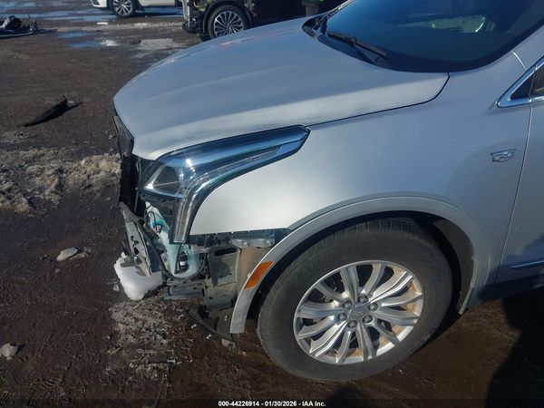 2018 CADILLAC XT5 STANDARD