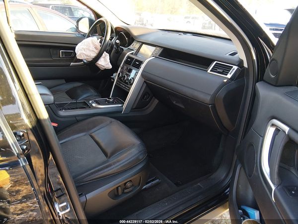 2017 LAND ROVER DISCOVERY SPORT SE