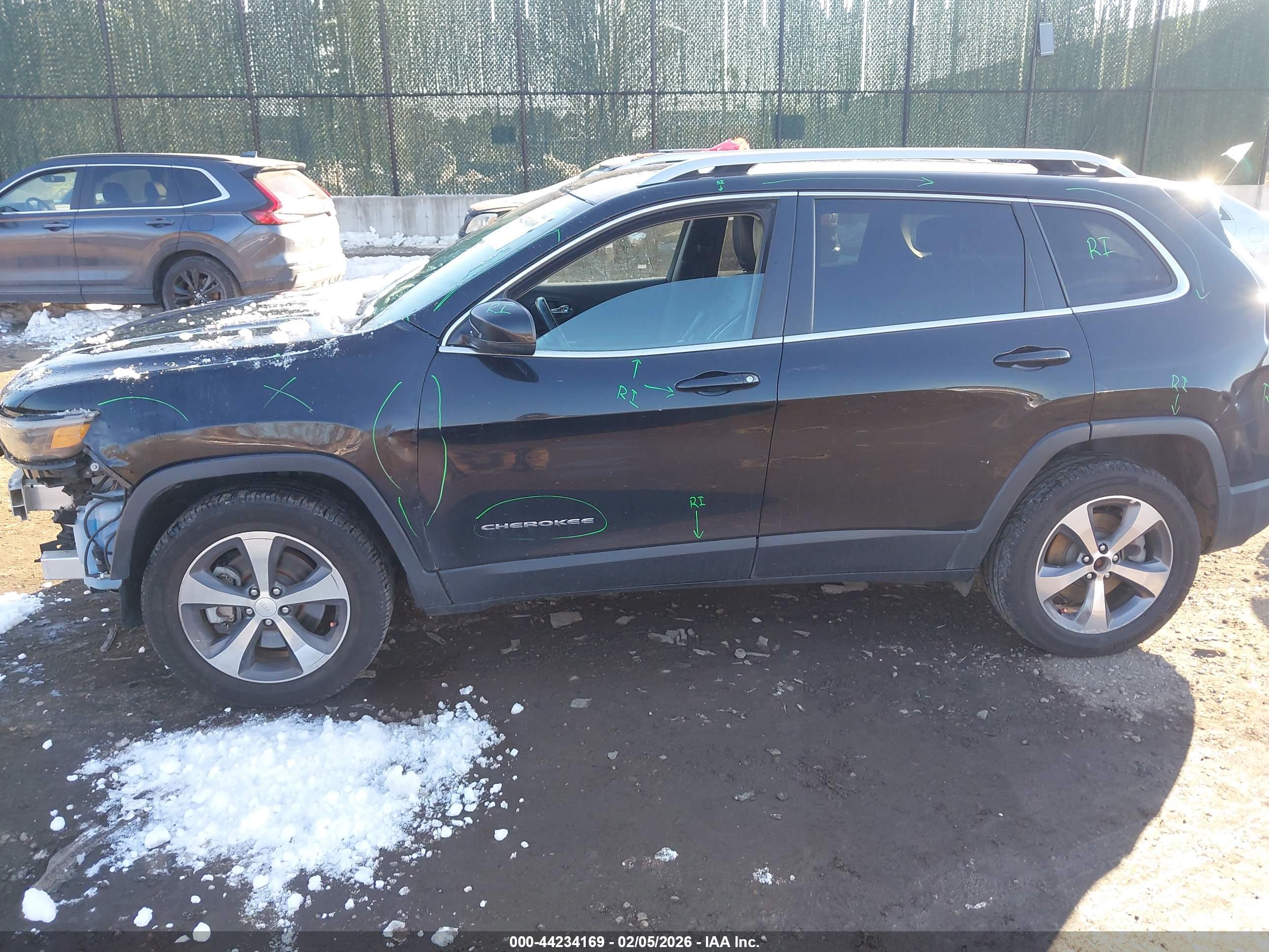 2019 JEEP CHEROKEE LIMITED 4X4