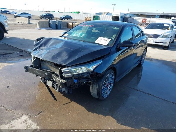 2022 KIA FORTE GT