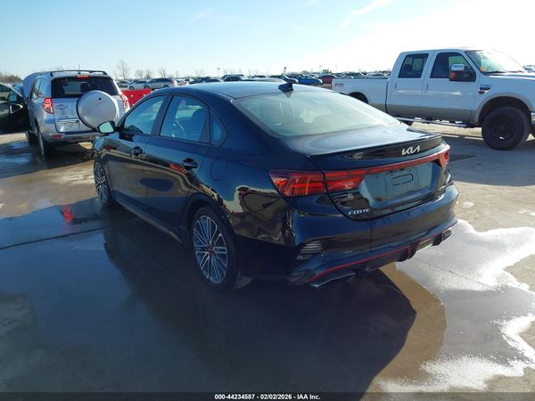 2022 KIA FORTE GT