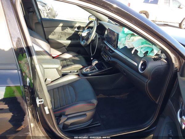 2022 KIA FORTE GT