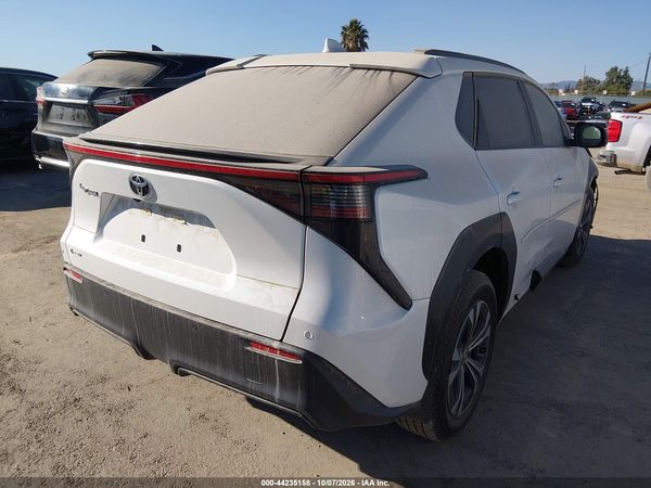 2025 TOYOTA BZ4X XLE — I4
