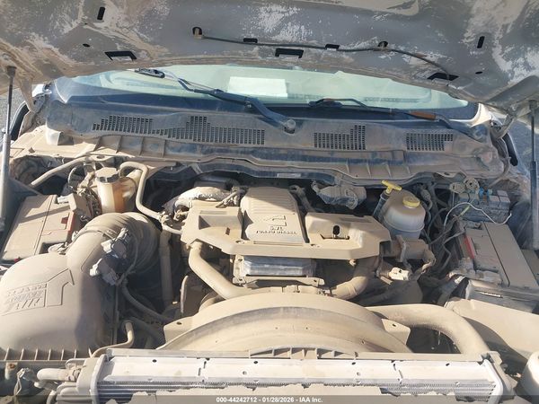 2016 RAM 3500 CHASSIS TRADESMAN/SLT