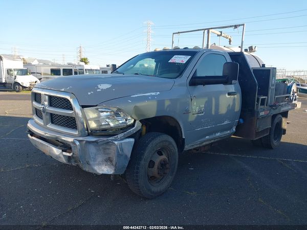 2016 RAM 3500 CHASSIS TRADESMAN/SLT