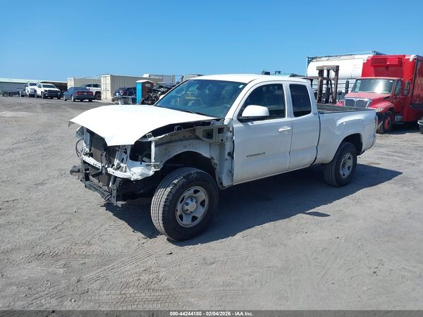2018 TOYOTA TACOMA SR5