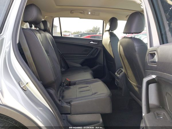2020 VOLKSWAGEN TIGUAN 4Motion SE, 4Motion SEL — I8
