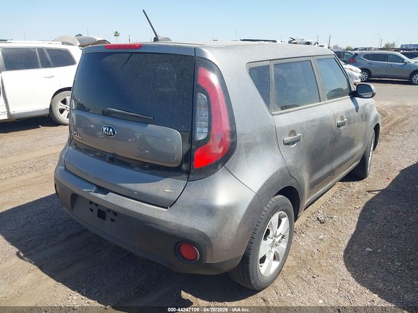 2017 KIA SOUL Base