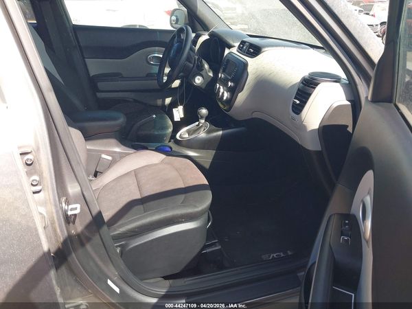 2017 KIA SOUL Base