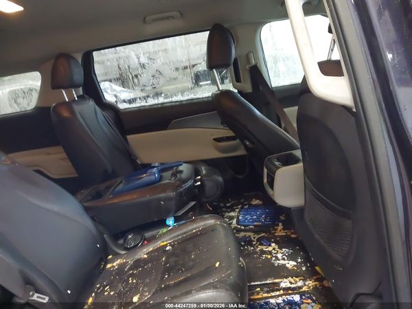 2022 KIA CARNIVAL MPV LX SEAT PACKAGE