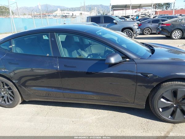 2026 TESLA MODEL 3