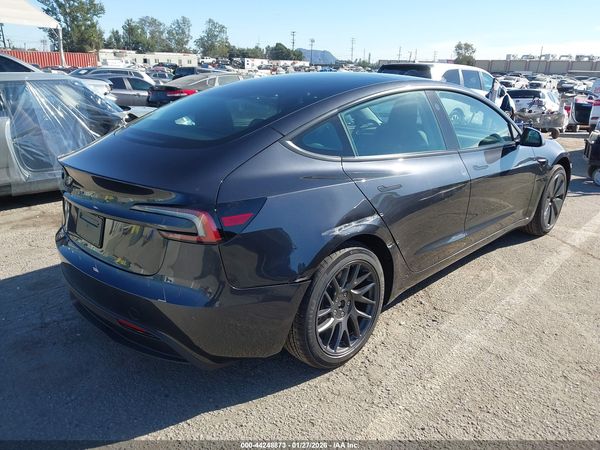 2026 TESLA MODEL 3