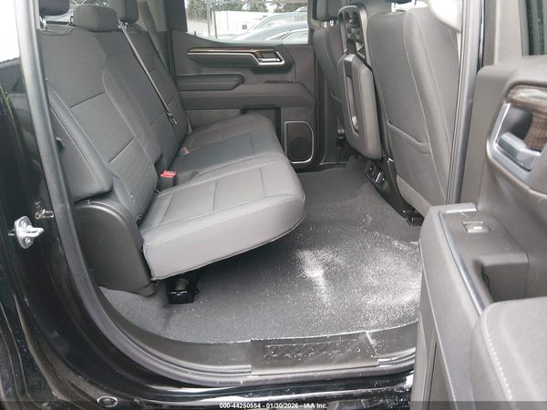 2025 CHEVROLET SILVERADO 1500 4WD  STANDARD BED LT — I8