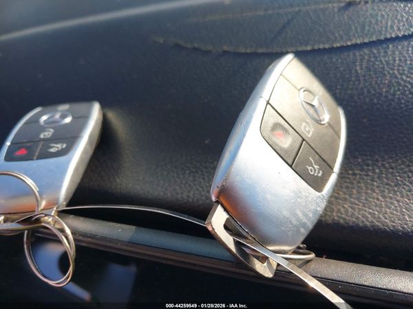 2021 MERCEDES-BENZ GLB 250 4MATIC