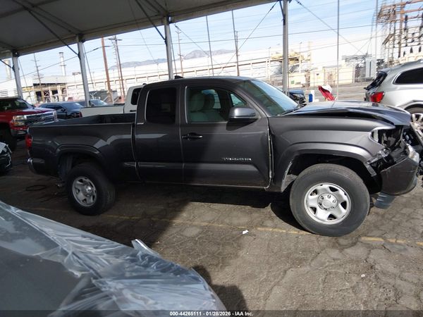 2018 TOYOTA TACOMA SR5