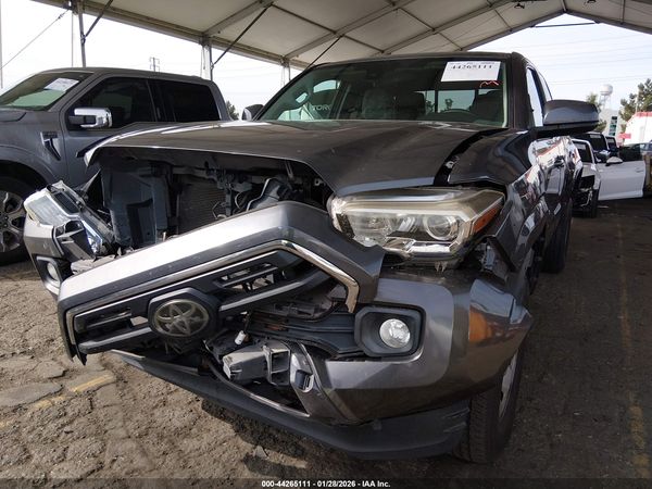 2018 TOYOTA TACOMA SR5