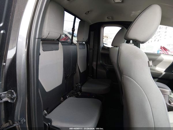 2018 TOYOTA TACOMA SR5