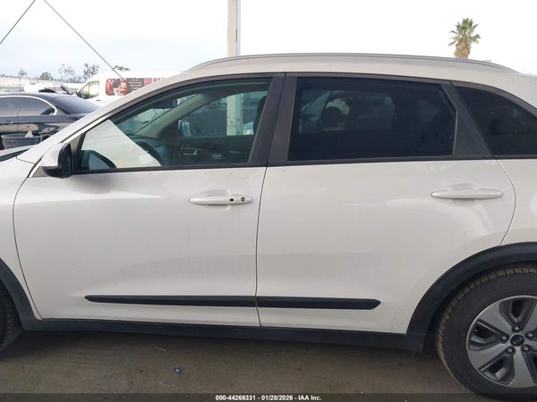 2019 KIA NIRO LX