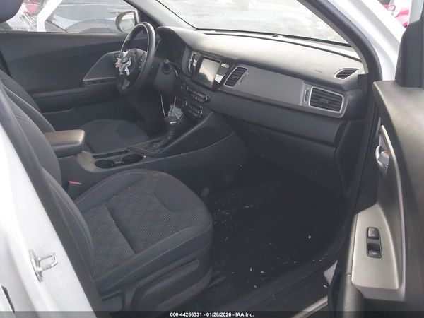 2019 KIA NIRO LX