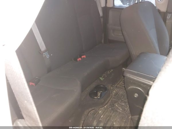 2019 RAM 1500 CLASSIC WARLOCK  4X4 6'4 BOX