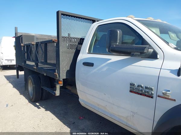 2016 RAM 5500 CHASSIS TRADESMAN/SLT