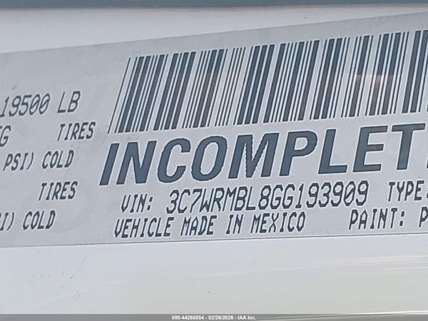 2016 RAM 5500 CHASSIS TRADESMAN/SLT