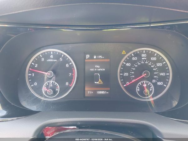 2022 KIA K5 LXS