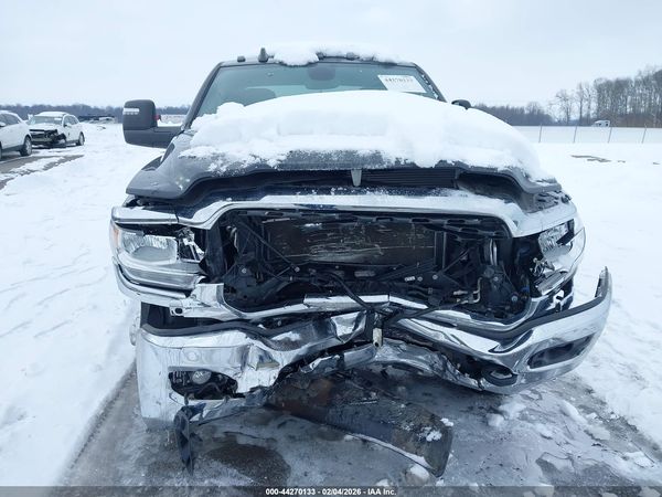 2023 RAM 3500 BIG HORN  4X4 8' BOX