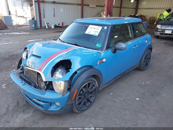 2012 MINI COOPER S