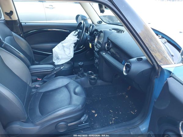 2012 MINI COOPER S