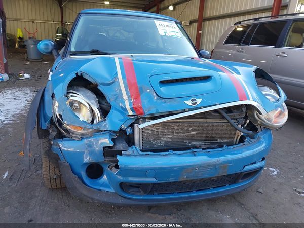 2012 MINI COOPER S