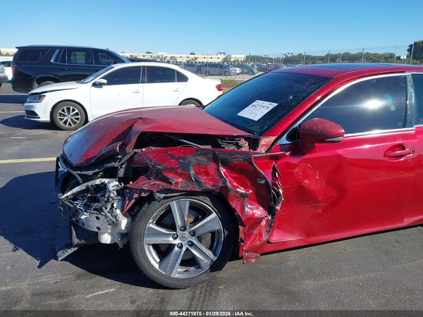 2016 LEXUS GS 200T