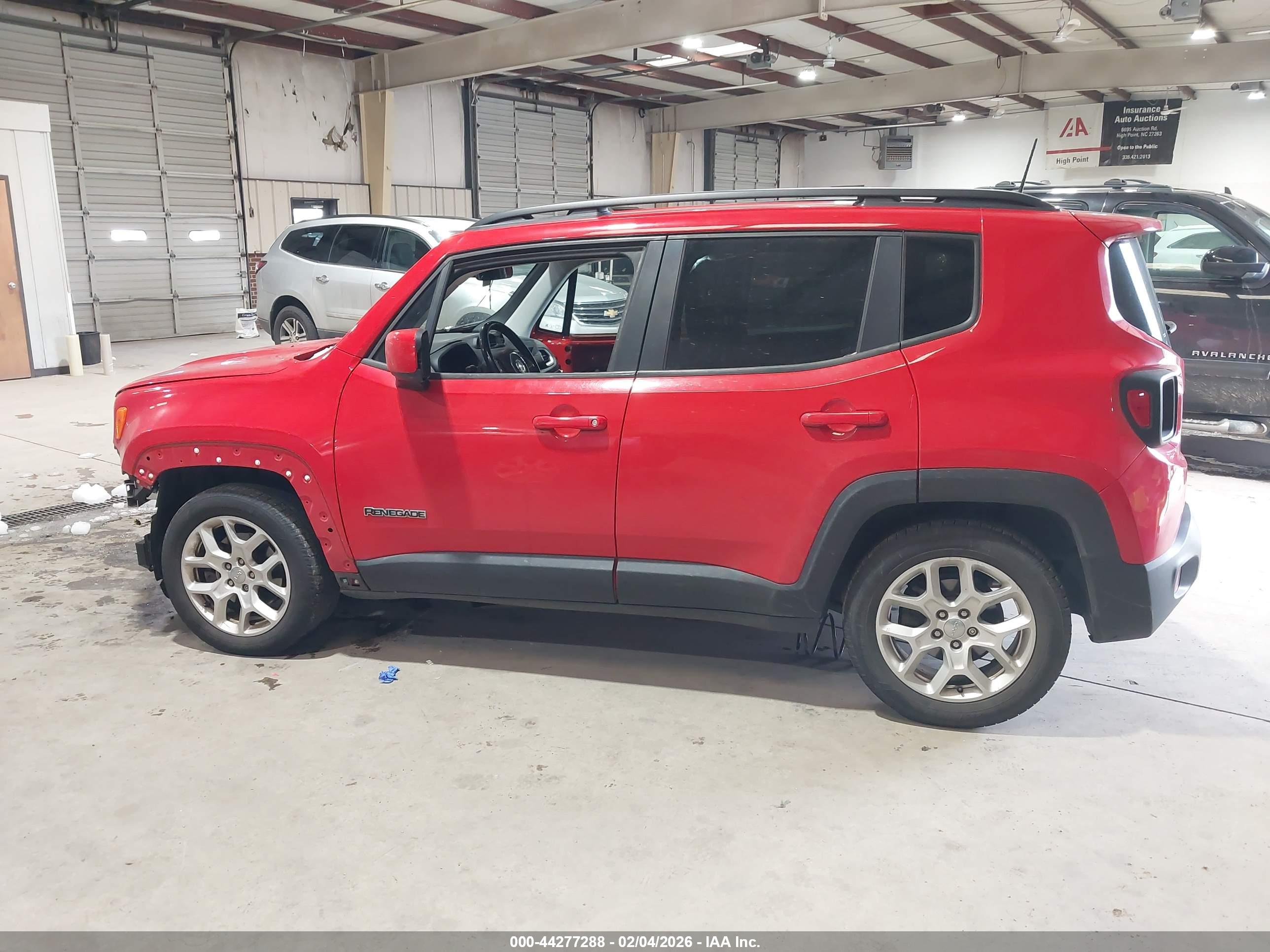 2018 JEEP RENEGADE LATITUDE FWD