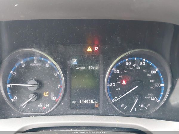 2017 TOYOTA RAV4 LE