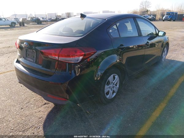 2017 KIA FORTE LX