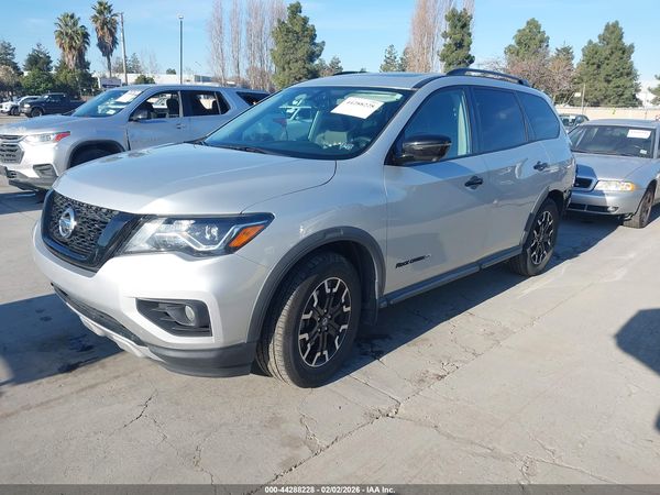2020 NISSAN PATHFINDER — I2