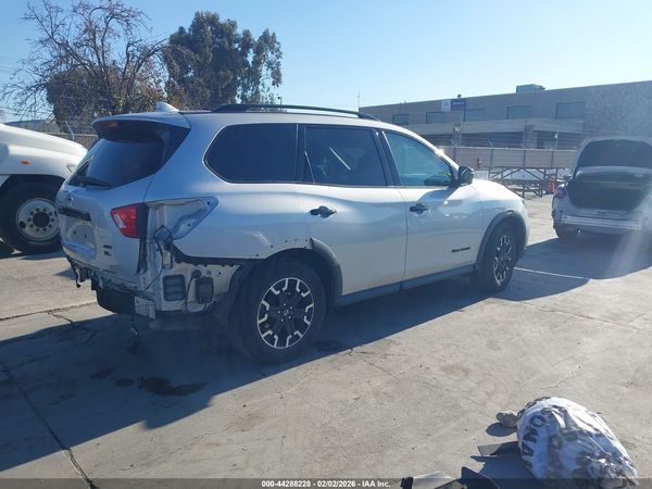 2020 NISSAN PATHFINDER SL 4WD — I4