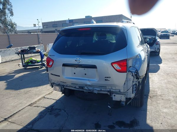 2020 NISSAN PATHFINDER SL 4WD — I119