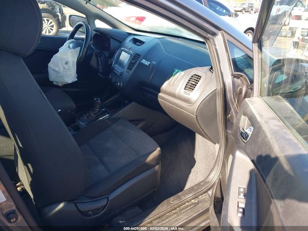 2018 KIA FORTE S