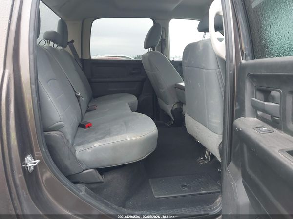 2019 RAM 1500 CLASSIC TRADESMAN  4X2 5'7 BOX