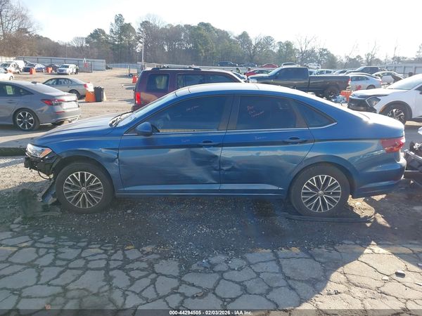 2019 VOLKSWAGEN JETTA S, SE, R-Line — I117
