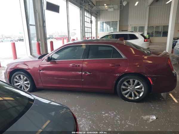 2016 CHRYSLER 300 ANNIVERSARY EDITION — I117