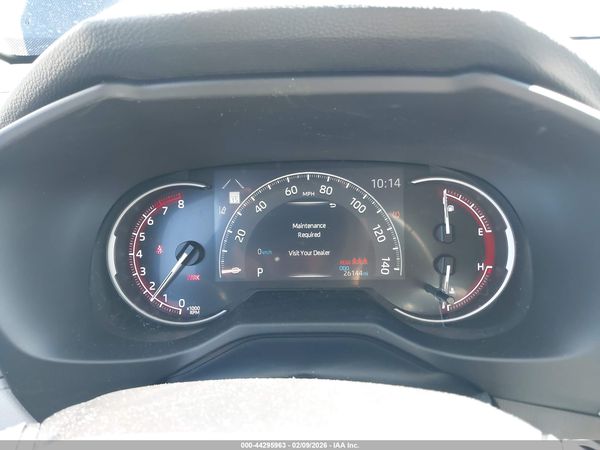 2025 TOYOTA RAV4 XLE