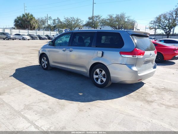 2012 TOYOTA SIENNA LE 8 PASSENGER — I3