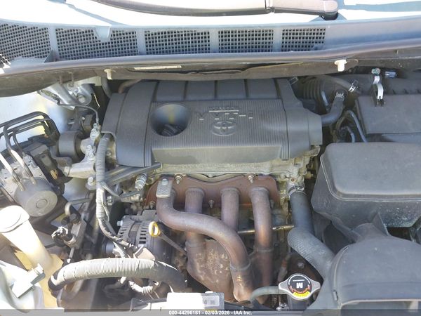 2012 TOYOTA SIENNA LE 8 PASSENGER — I10